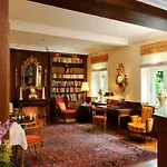 Hotel Splendid - Dollmann